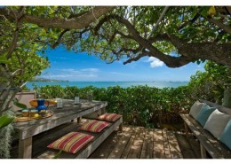 Portlock beachfront home for sale on Maunalua bay in Hawaii Kai 